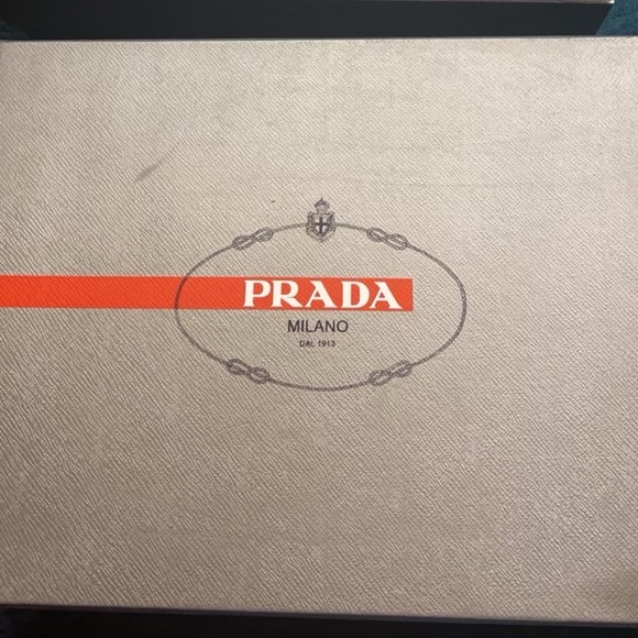 Luxury Men’s high top Prada 10.5 shoes - Picture 1 of 3